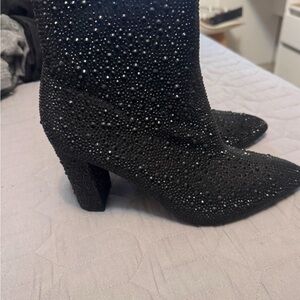 Elegant Black Studded Women's Boots